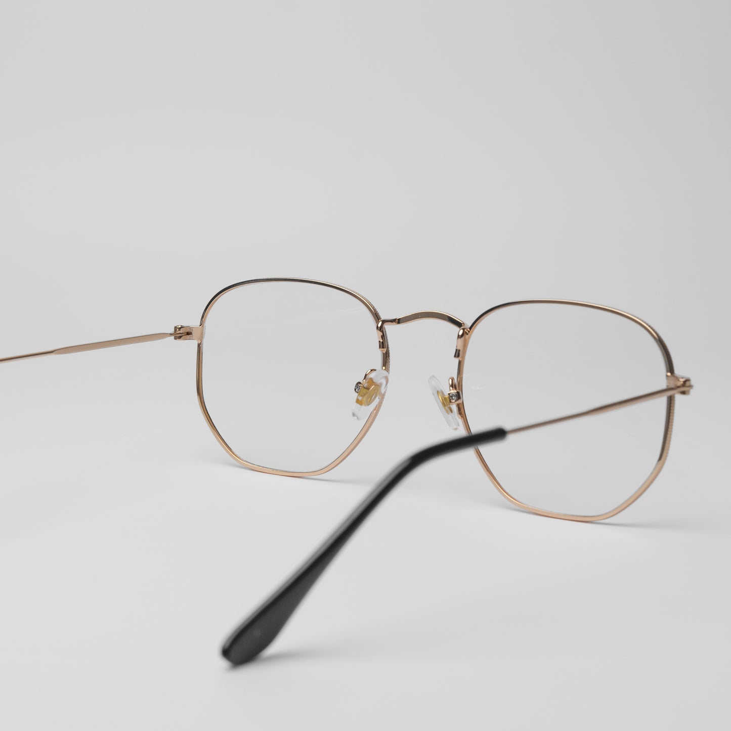 Andres Eyewear in Gold