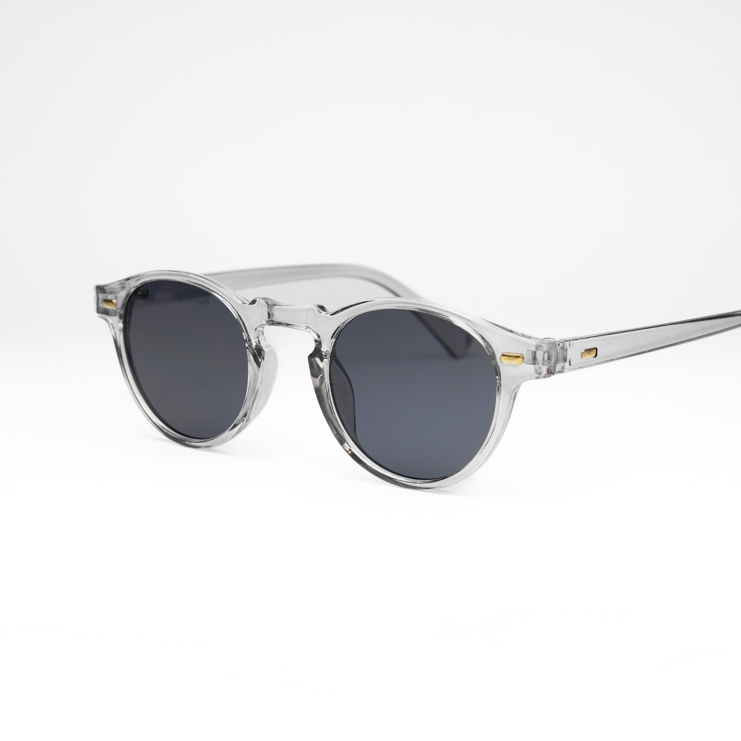 Santiago V2 Eyewear in Crystal