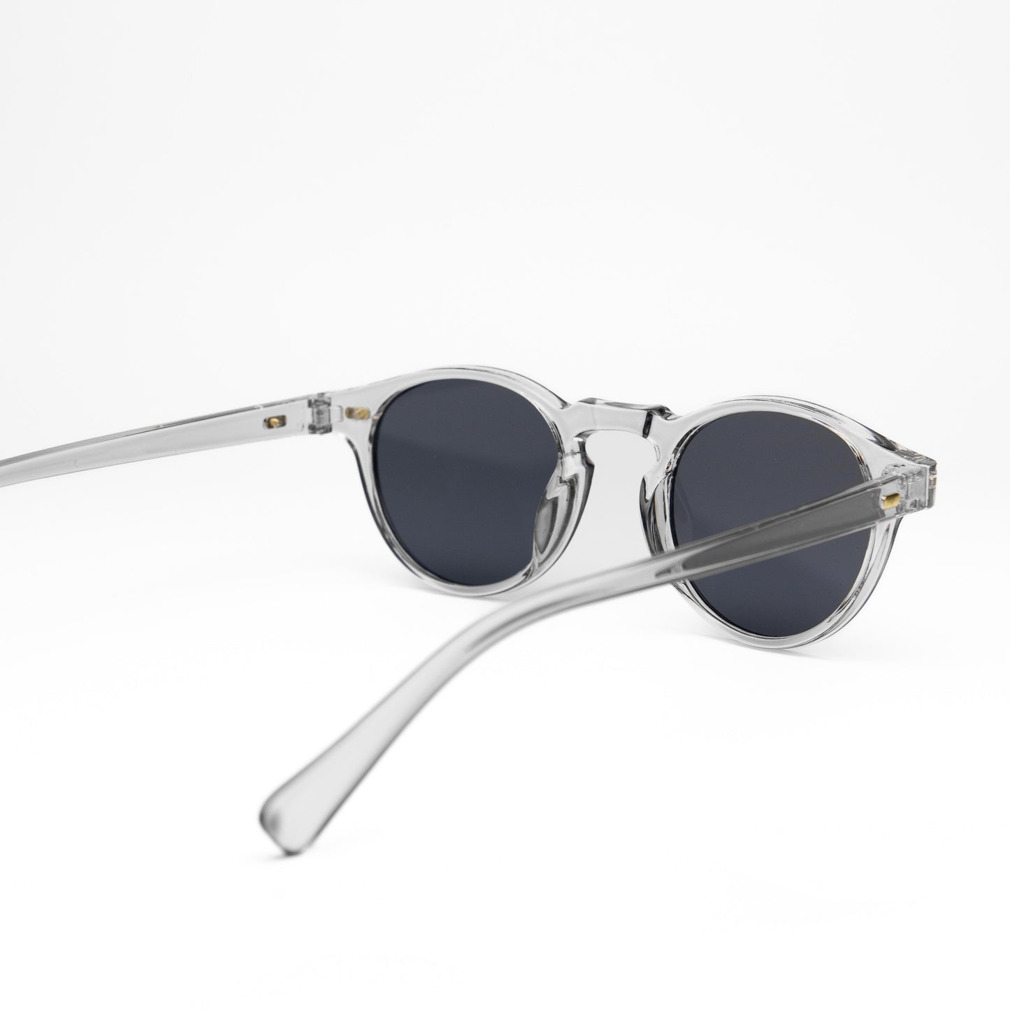 Santiago V2 Eyewear in Crystal