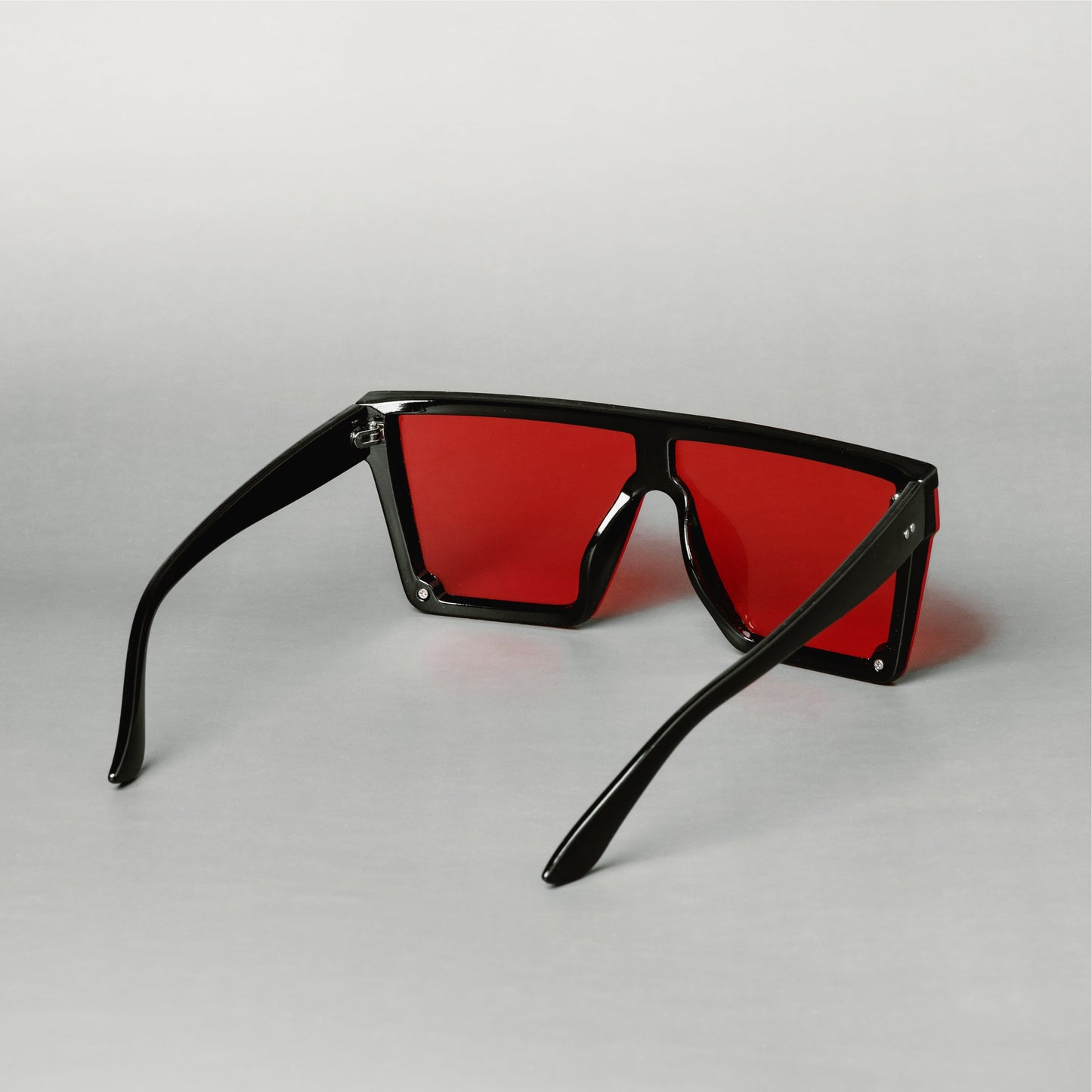 Luca Eyewear in Red